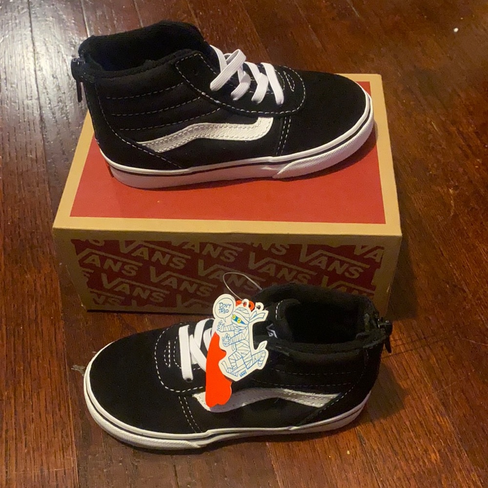Toddler Vans size 9 t
